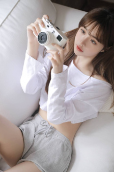 性淫裸体女兵在线观看